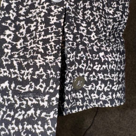 J. Jill blouse black & white patterned button up long sleeve collared shirt Sz M - Picture 5 of 8